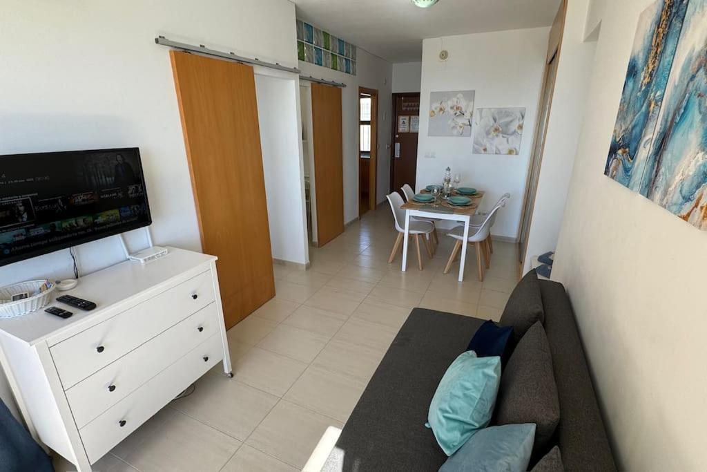 Apartamento A Pie De Playa Con Terraza Y Piscinas Apartment Benalmadena Exterior photo